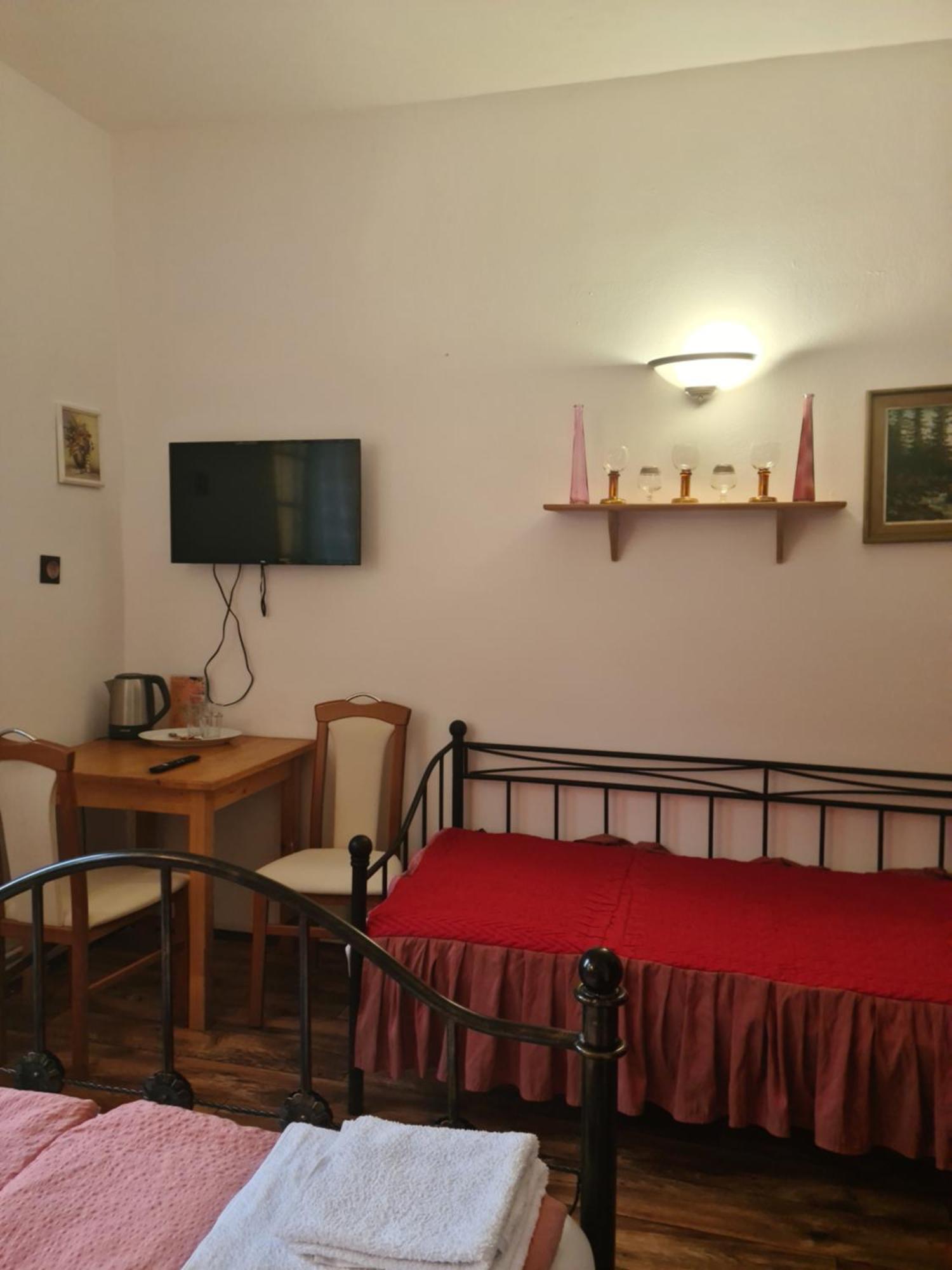 Penzion Vysehrad Nonstop Чешки Крумлов Екстериор снимка